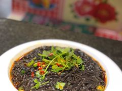 -靠山屯东北农家菜(八龙桥雅苑店)