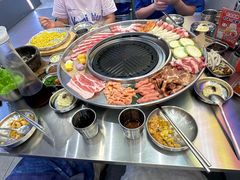 -哈哈碳都·牛肋条无限自助烤肉(宝龙店)