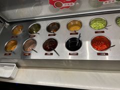自助调料区-左庭右院鲜牛肉火锅(浦江欢乐颂店)