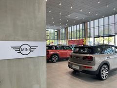 -上海普陀宝诚MINI4S店(红柳路店)