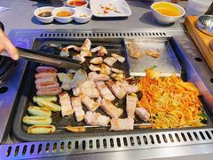 -香猪坊(远洋未来店)