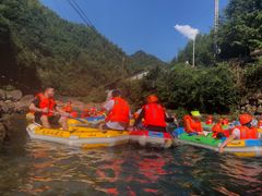 -安吉龙王山峡谷漂流
