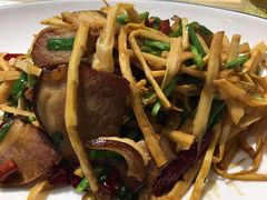 野山笋炒腊肉-钟记家菜(红专南路店)