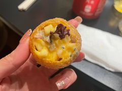 -铜锣湾·有麝自然香(渝北财富中心店)