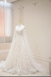 -LOVE SHINE婚纱·红鼎庄龙凤褂·妈妈装定制