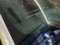 -鲨鱼皮汽车凹陷玻璃修复(静安店)