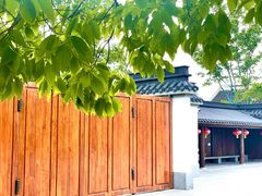 -龙华寺