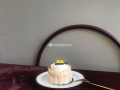 椰子鸡尾酒夏洛特-La Porte de Paris 巴黎之门法式甜品