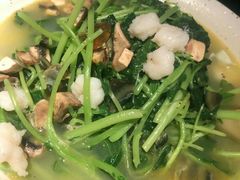 上汤米苋-老头儿油爆虾·知味杭州(爱琴海购物中心)