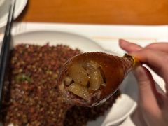 脆皮花胶酿鸽腿-觀芷隐轩