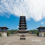 来到这里，能瞻拜到佛祖舍利，真是无上的荣幸