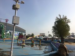 -沈阳龙润夏宫温泉水乐园