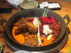 -四小区火锅·巷子里的重庆火锅(花照壁店)