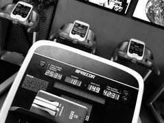 -瑞力健身(解放数创广场店)
