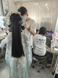 -一揽芳华汉服旗袍体验馆(拙政园店)