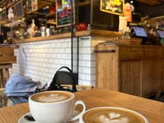 -Common Table · Brunch & Coffee