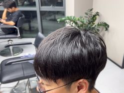 -宫铭烫发染发接发店