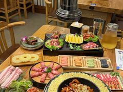 -青瓦餐厅·生鱼片·韩园烤肉(西塔店)