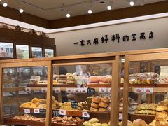 -小飞象面包公社(珠江路金鹰店)