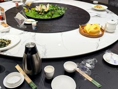 -瓦国小镇·果木烤鸭·融合菜(西口店)