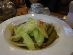 -鲁小三·大骨自助(金山总店)