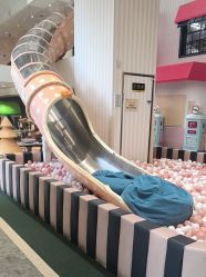 -奈尔宝·儿童乐园·亲子餐厅(华采天地店)