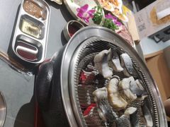 -围炉肉舍•炭烤活鳗•丹东海鲜烤肉(步行街店)