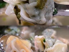 蛋黄肉馄饨-小汉食馄饨店