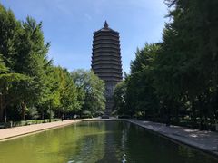 -玲珑塔公园