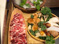 -左庭右院鲜牛肉火锅(环球港店)