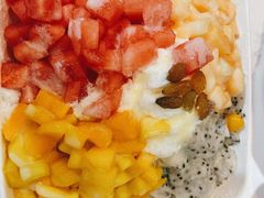 彩虹牛奶绵绵冰-杨小贤芒果绵绵冰(南门口店)