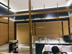 -红鼎豆捞·非遗鲍皇汤火锅(宝丰路店)