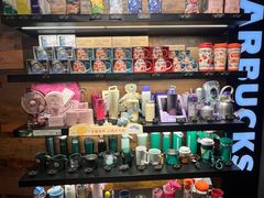 -星巴克(南京大世界店)