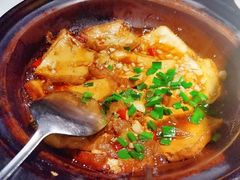 砂锅豆腐-费大厨辣椒炒肉(万家丽一店)