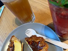 -星巴克臻选(上海合生汇1F店)