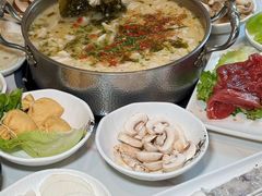 -德林酸菜鱼火锅(南丹店)