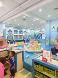 -孩子王童乐园(余姚万达店)