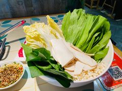 -南城十里潮汕鲜牛火锅·鲜虾生滚粥(融汇老商埠店)