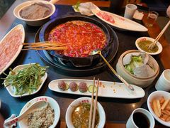 香菜猪肉丸-锅首鲜品火锅(鸳鸯店)