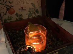 -OZONE 顶楼酒吧(香港丽思卡尔顿酒店)