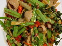 -雀蓝川菜(奥体广场店)