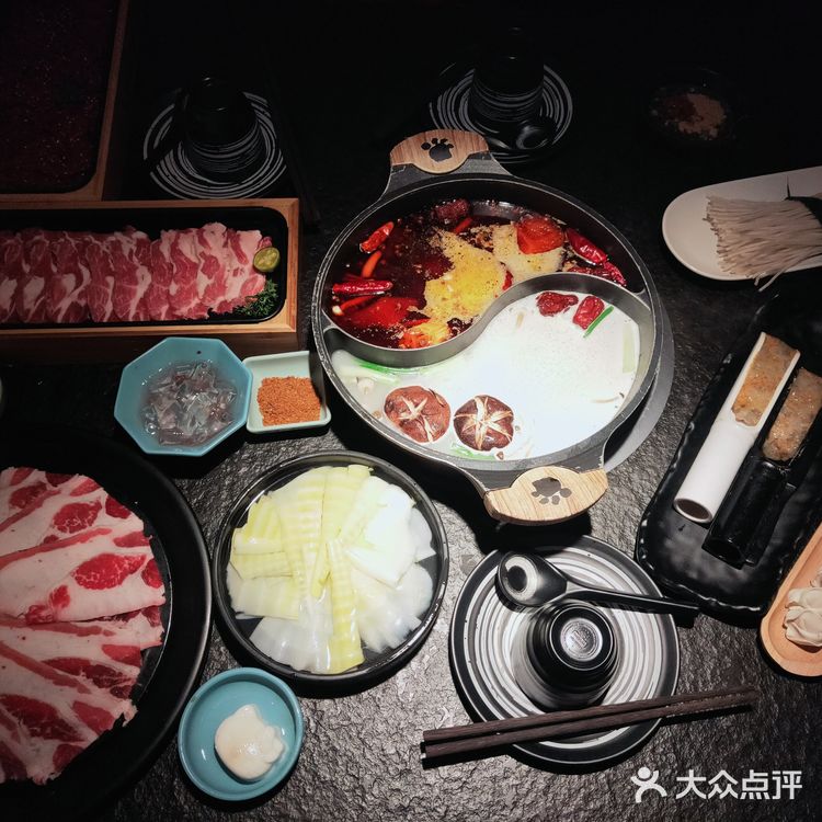 看到这个熊猫来了的火锅店，就决定来尝尝这家