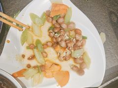 -缘福乡村铁锅炖民宿(八达岭店)