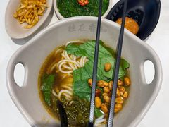 -桂在香知桂林米粉(南岗松雷店)
