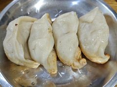 -黄阿姨锅贴大王(万航渡路店)