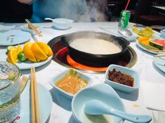 -捞神煲汤火锅(湖滨商业街店)