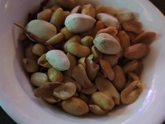 坚果-Ambra Haus琥珀屋精酿餐厅(宝山店)