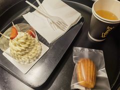 -潮一不贰·法式甜品·生日蛋糕·西式简餐(外滩店)