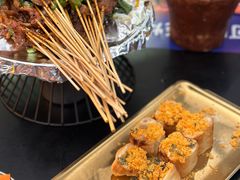 -何师烧烤Pro ·小龙虾·江湖川菜·精酿啤酒(太古里旗舰店)