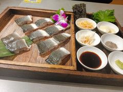 -围炉肉舍•炭烤活鳗•丹东海鲜烤肉(步行街店)